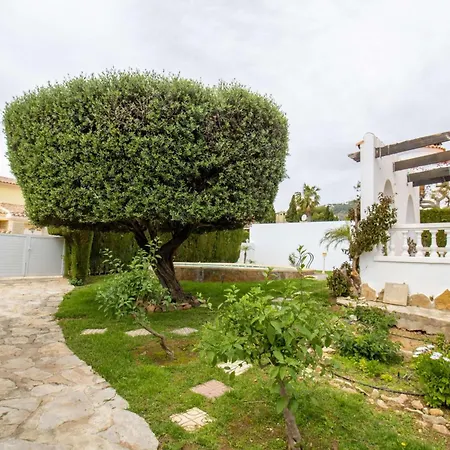 Villa Con Piscina , Jardin Y Barbacoa *